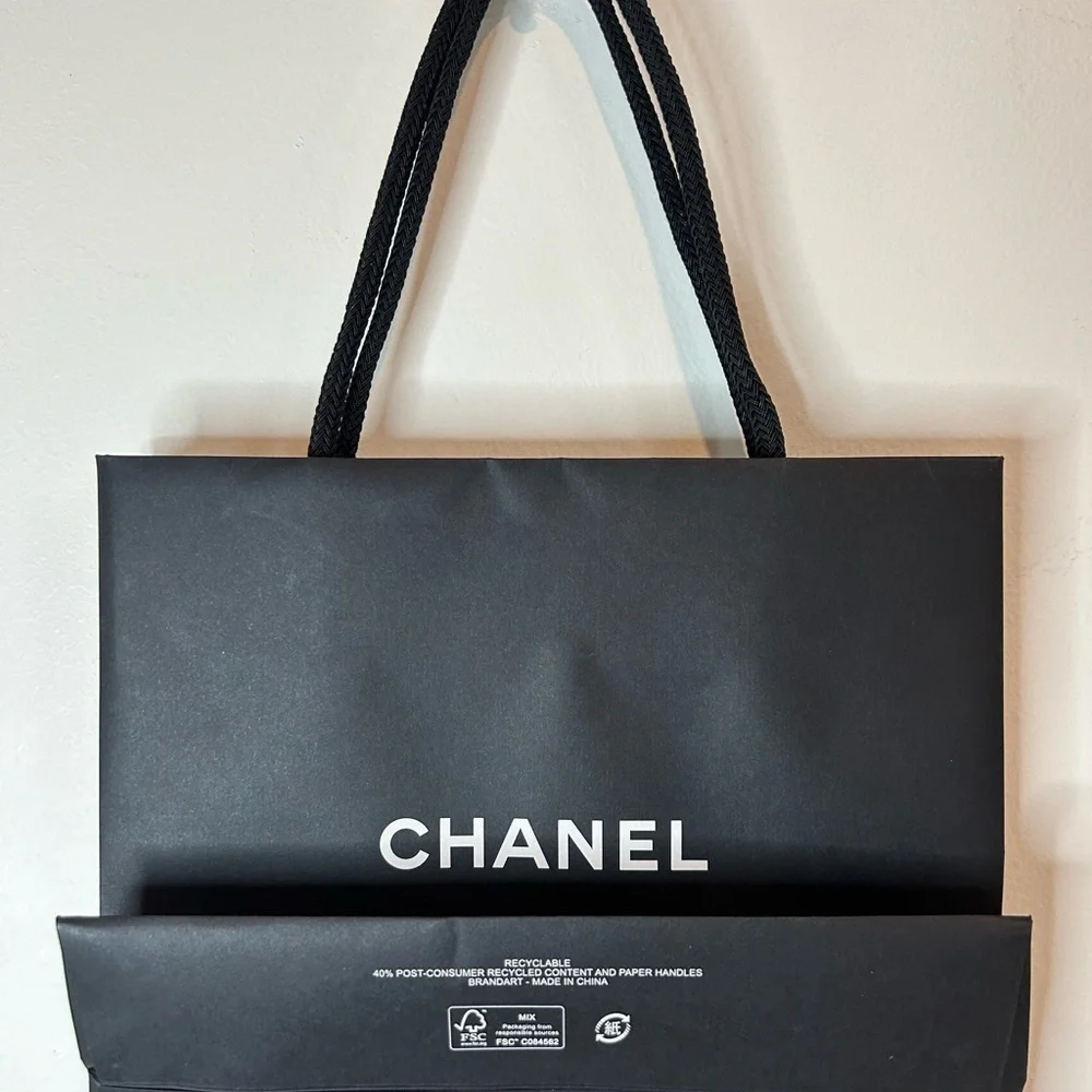 Chanel gift bag small size